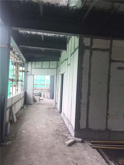 轻质隔墙板的优势与应用 泉州与厦门建材市场的新选择